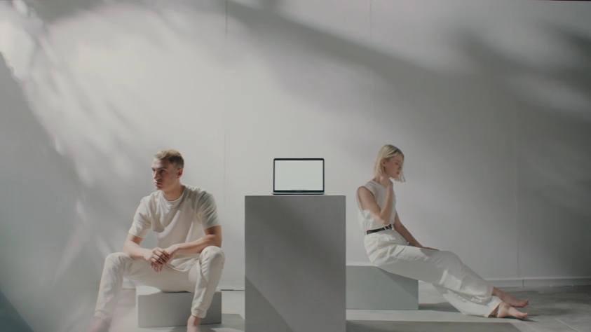 The New Minimalist Workspace: Less Clutter, More Capability